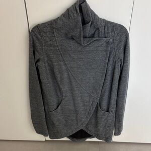 lululemon athletica Women's Charcoal Cardigan Wrap Jacket Size 4